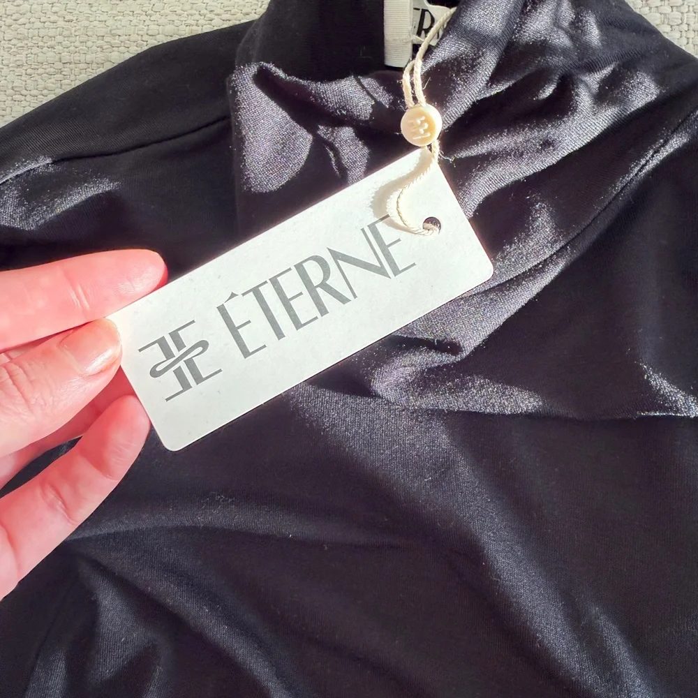 Eterne Black Cropped Fitted Turtleneck Top - Picture 6 of 6